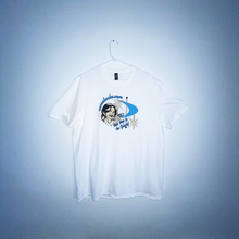 Cargar imagen en el visor de la galería, Retro Cema Locks T-shirt
